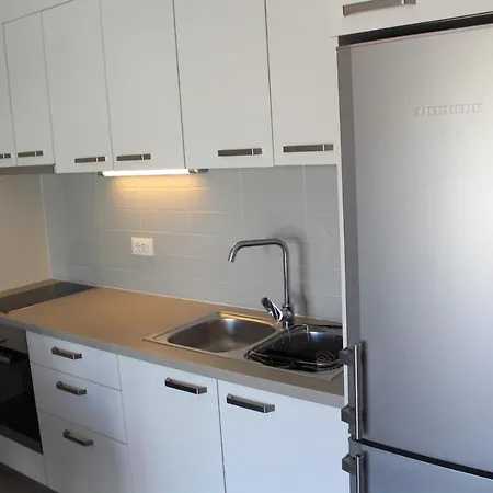 بيت ضيافة Lora 3*