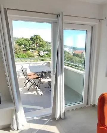 Guest house Lora Dolac