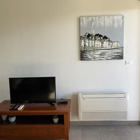 Lora Guest house